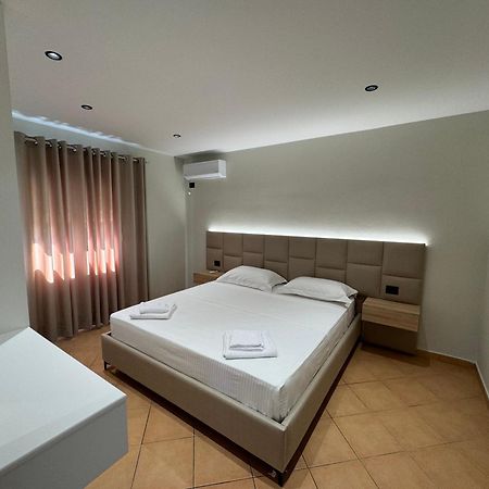 Garden Villa Apartments Sarande Exterior photo