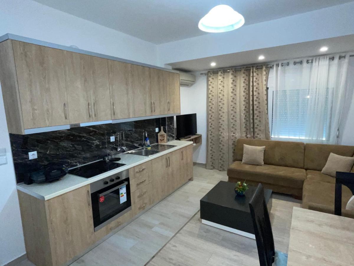 Garden Villa Apartments Sarande Exterior photo