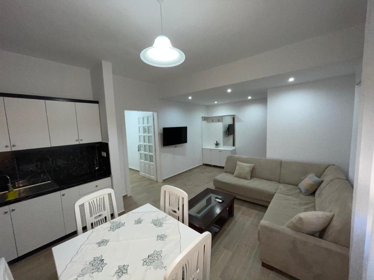 Garden Villa Apartments Sarande Exterior photo
